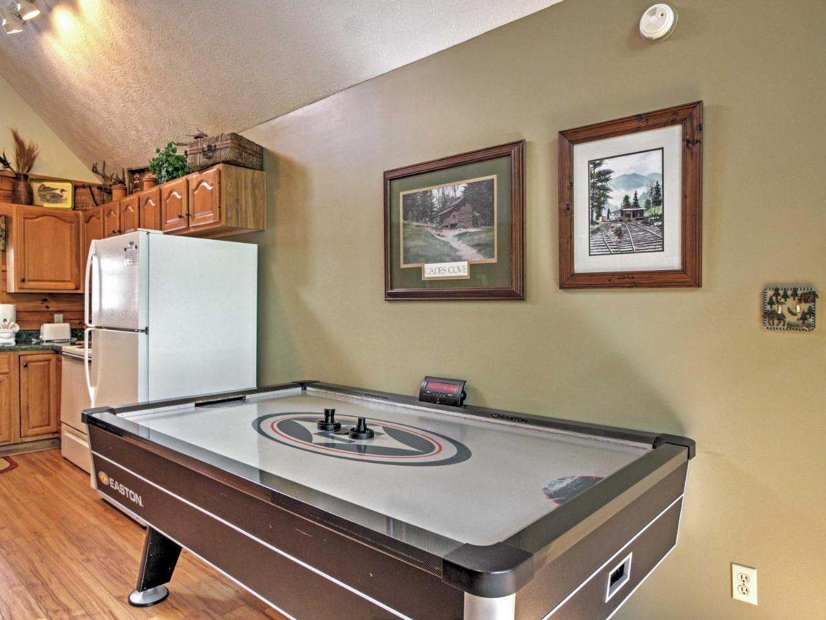 Idyllic Cabin With Hot Tub Less Than 2 Mi To Dollywood! Sevierville Luaran gambar