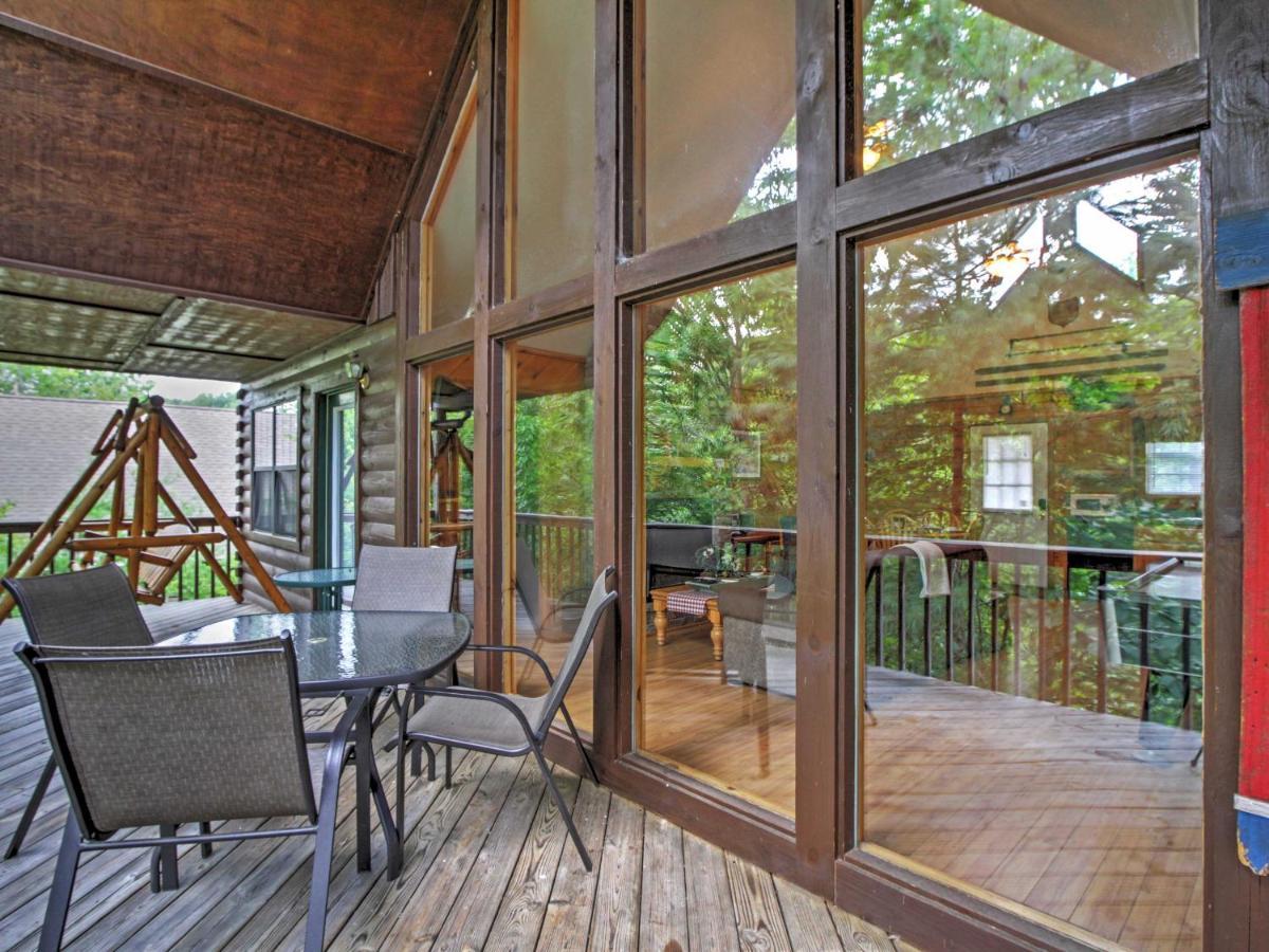 Idyllic Cabin With Hot Tub Less Than 2 Mi To Dollywood! Sevierville Luaran gambar